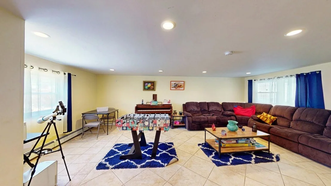 Photo of 27 Hilltop Drive