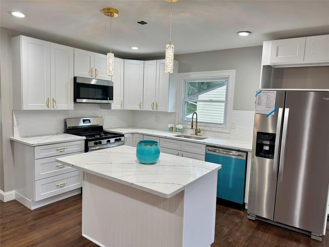 Photo of 38 Moffitt Boulevard