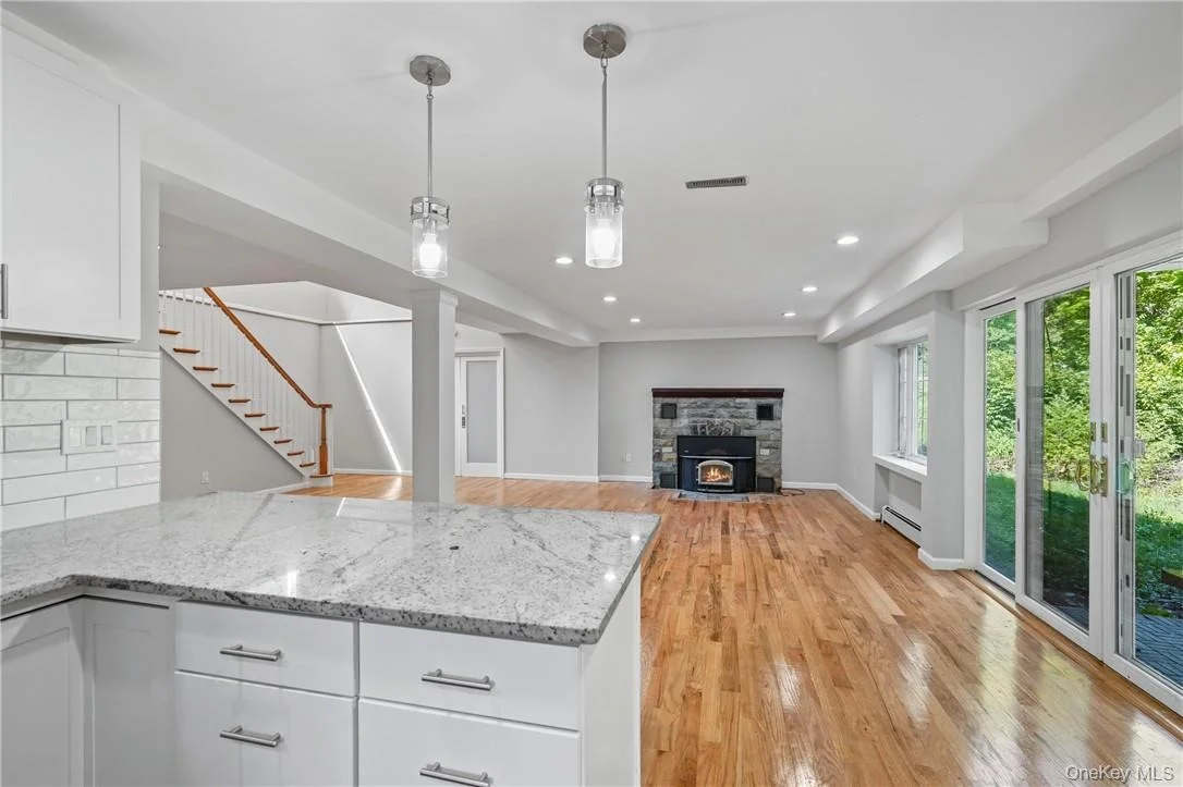 Photo of 448 Sprout Brook Road