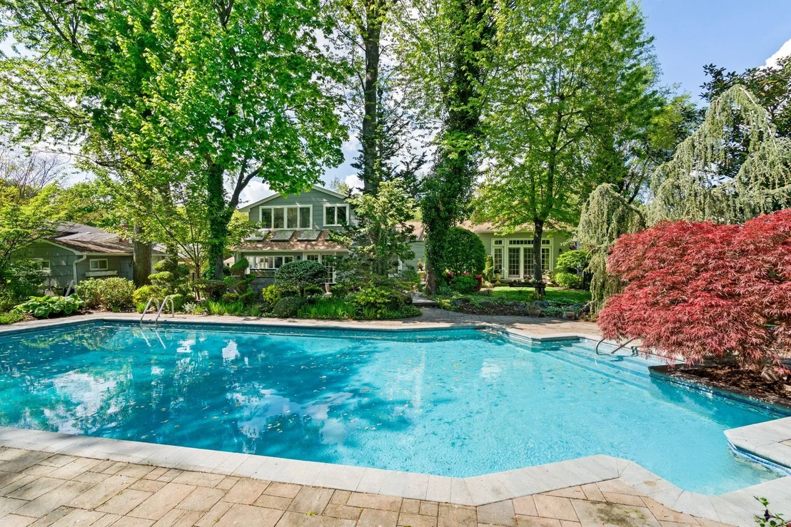 Photo of 39 Bucknell Drive