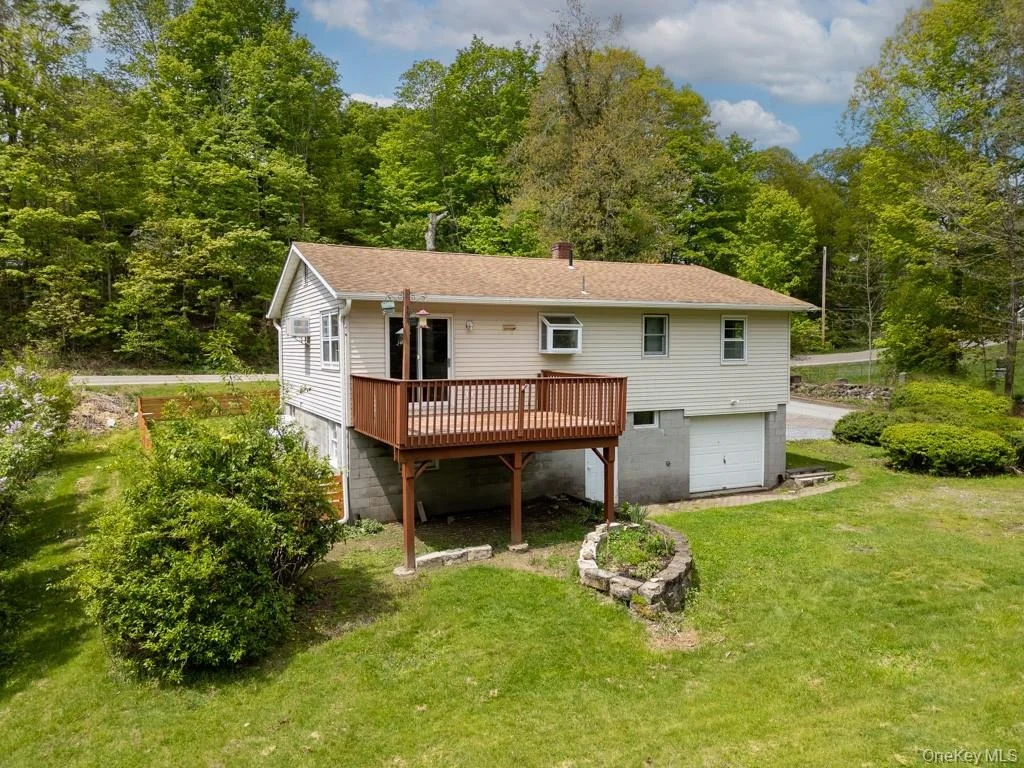 Photo of 23 Lakeview Drive