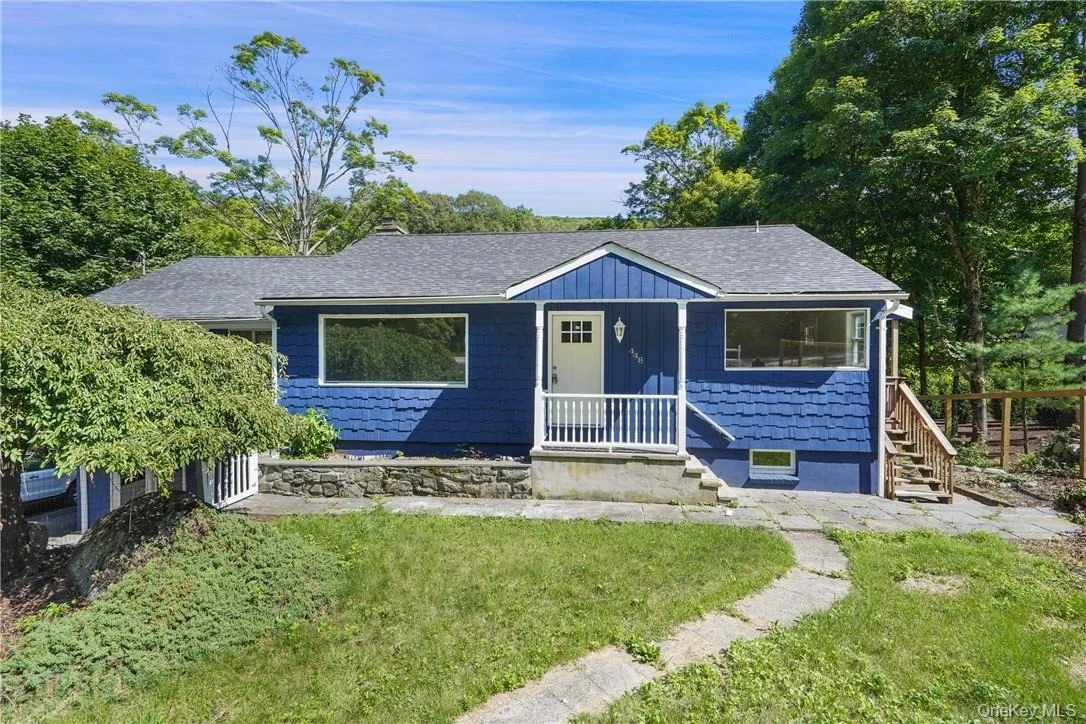 Photo of 448 Sprout Brook Road