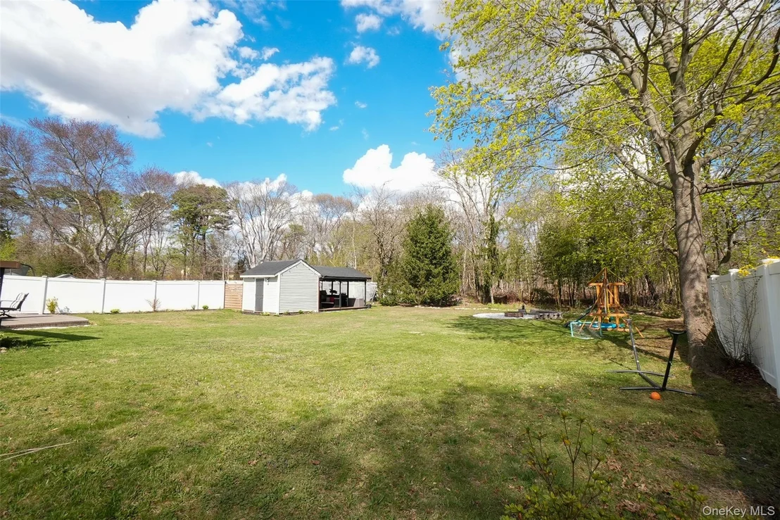 Photo of 1026 Howells Road