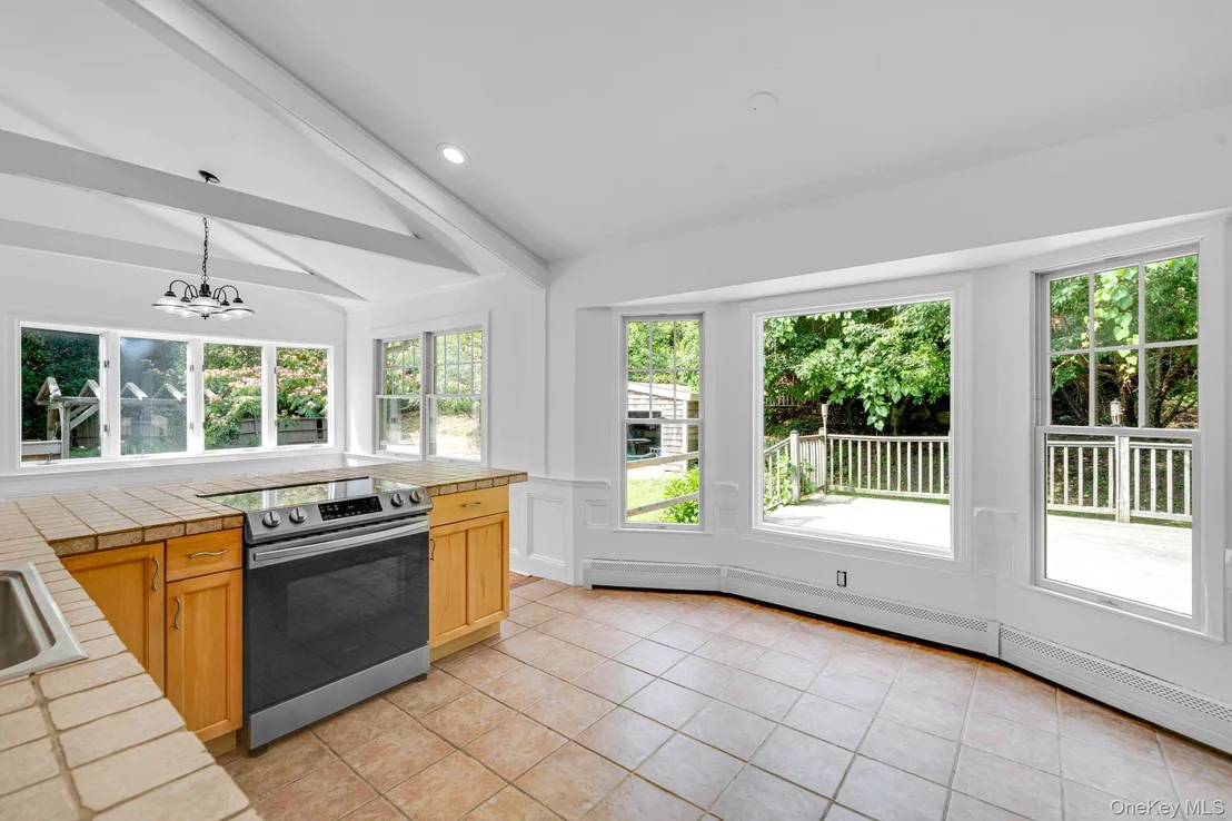 Photo of 20 Dolphin Way