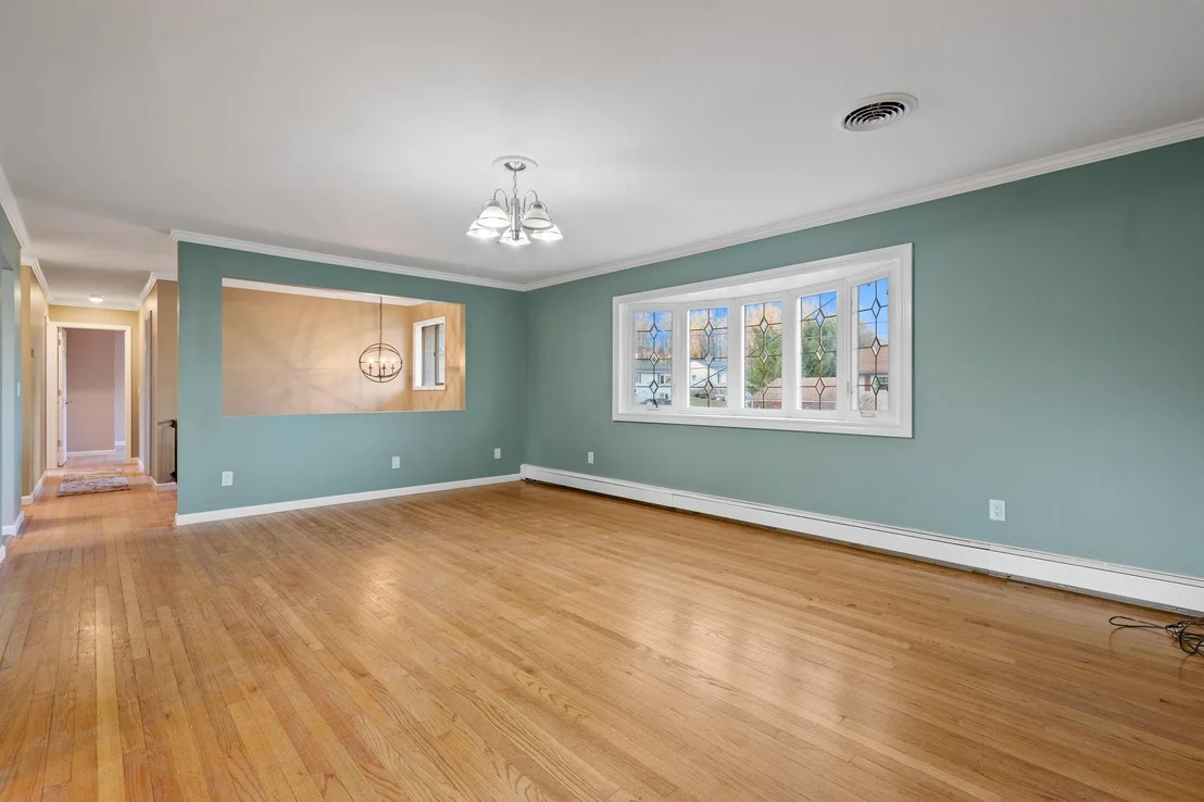 Photo of 21 Standish Avenue