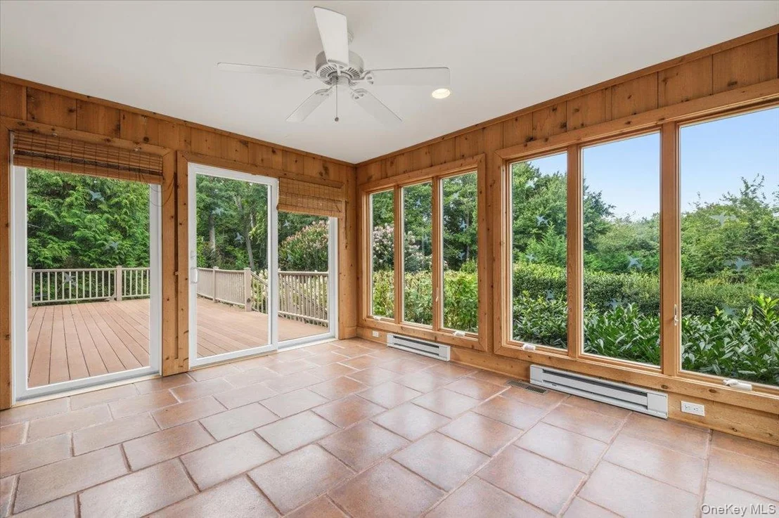 Photo of 2785 Noyack Road