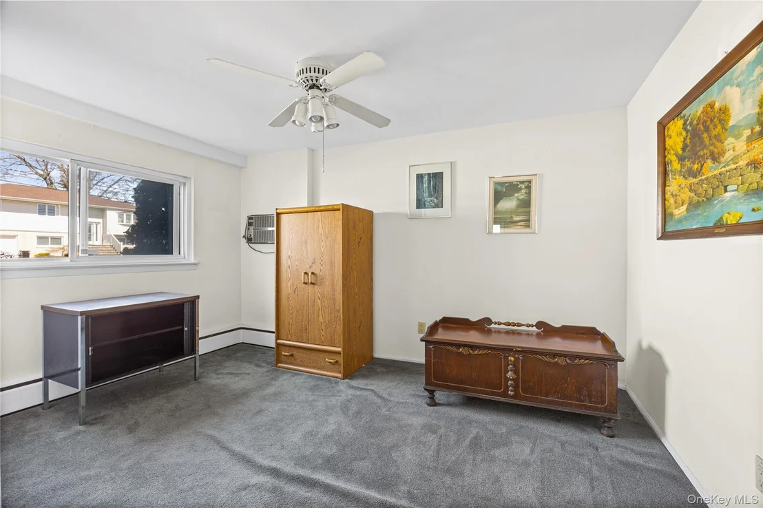 Photo of 37 Evergreen Avenue