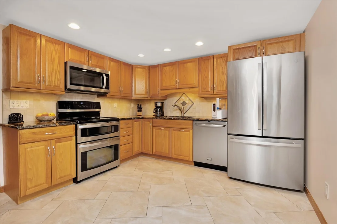 Photo of 62 King Avenue