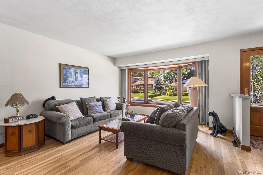 Photo of 37 Beaumont Drive