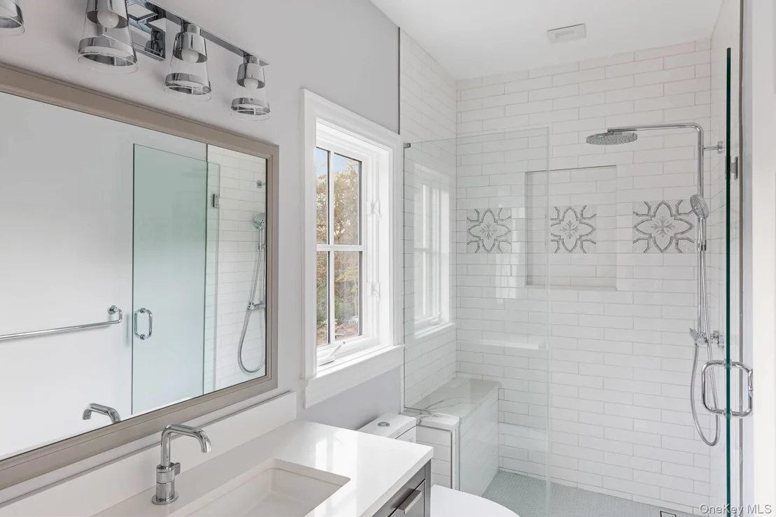 Photo of 2136 Deerfield Road