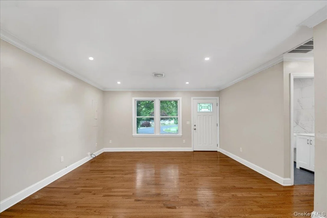 Photo of 9 Hillside Close