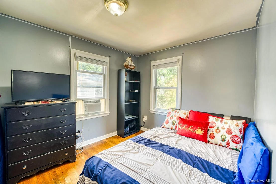 Photo of 64 Crestwood Boulevard