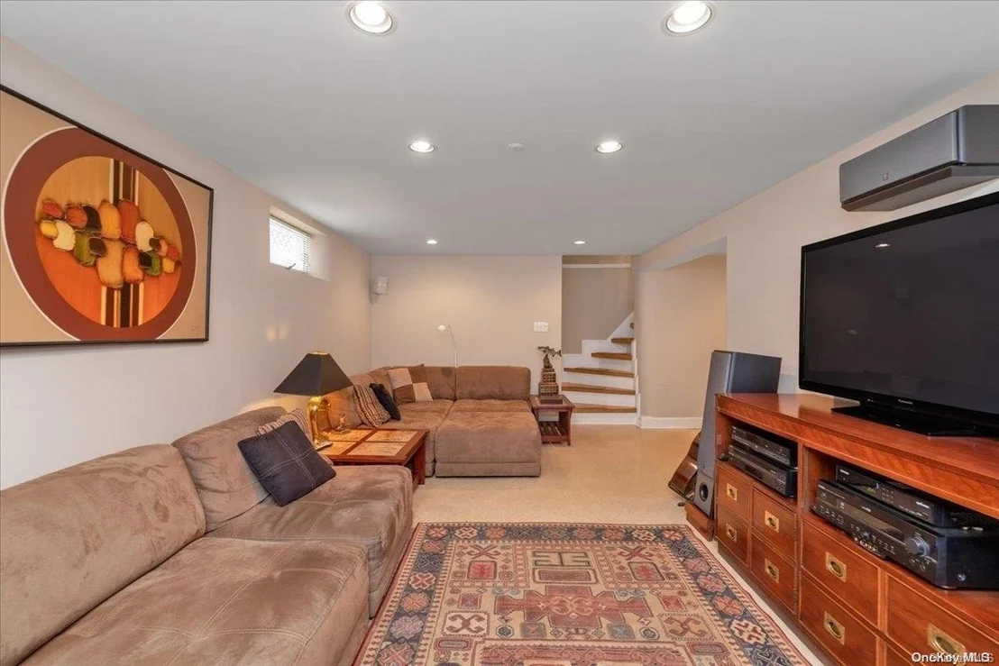 Photo of 103 Stevenson Street