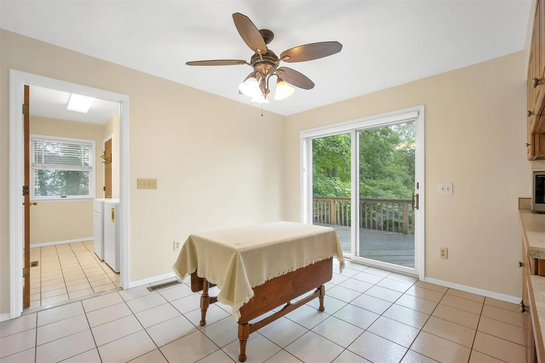 Photo of 7 Mailler Avenue