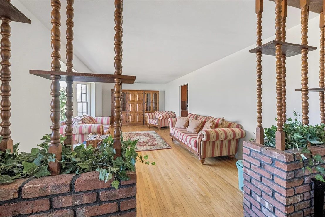 Photo of 46 Neptune Avenue