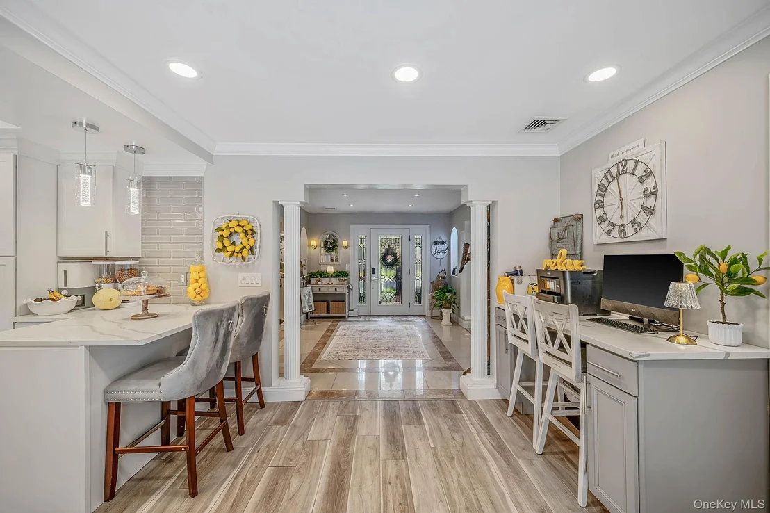 Photo of 5 Overlook Drive