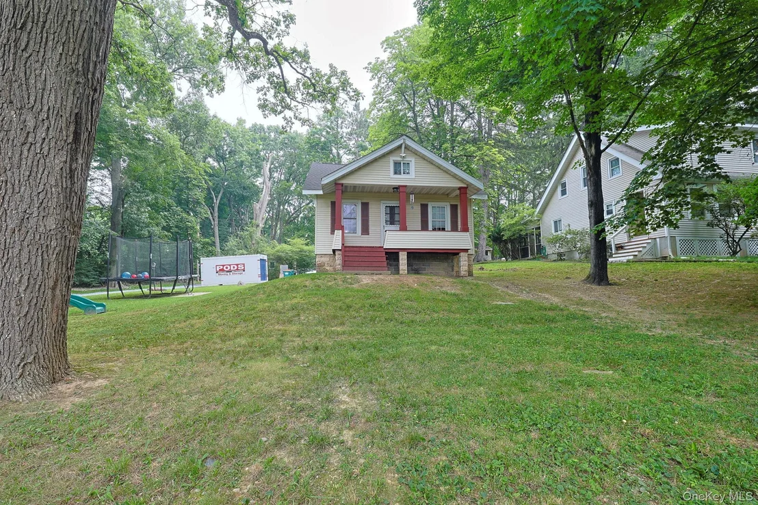 Photo of 36 Evergreen Avenue