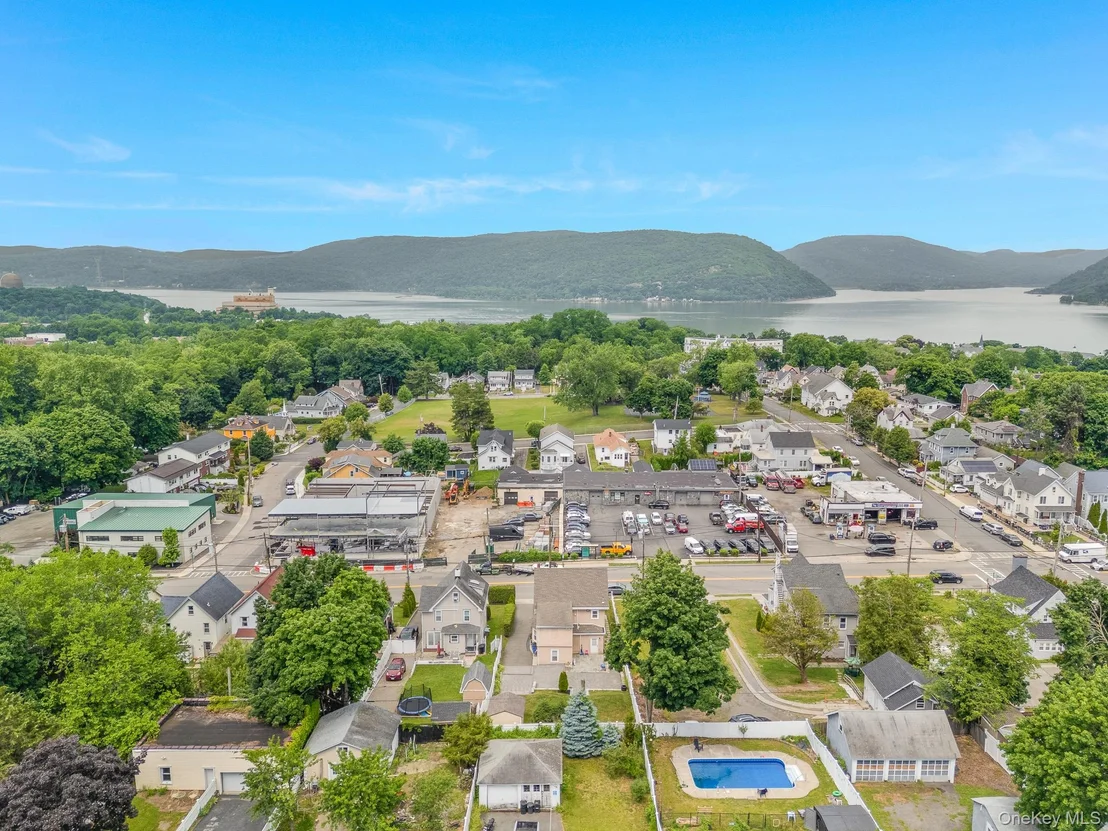 Photo of 609 Washington Street