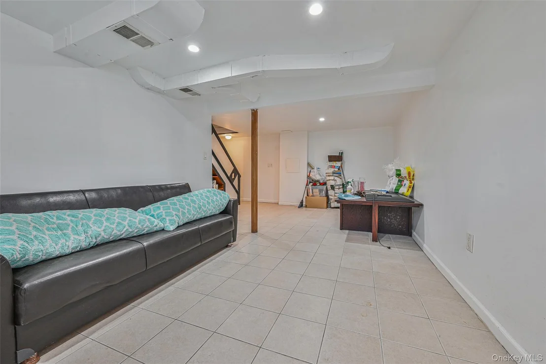 Photo of 74 Barbara Drive