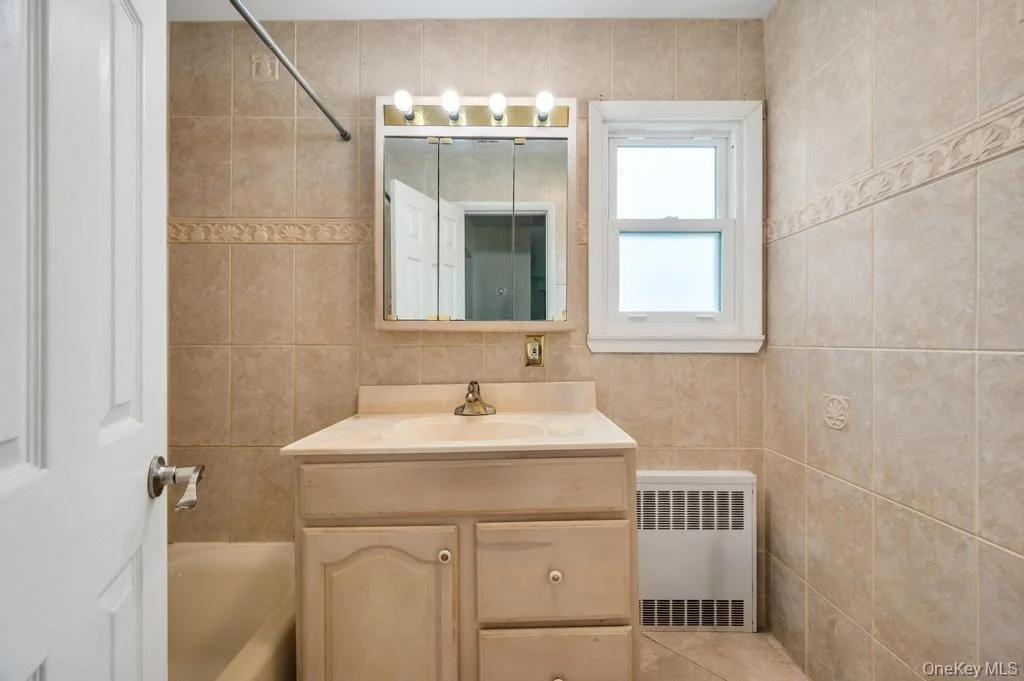 Photo of 32 Beverly Street