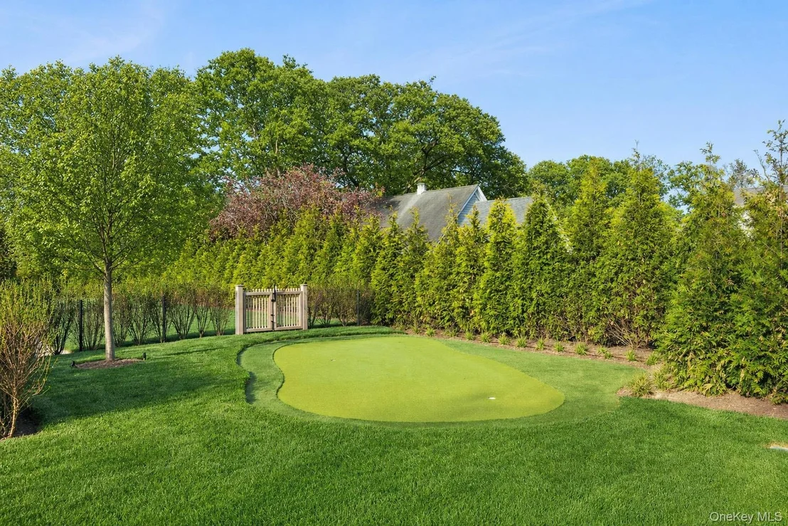 Photo of 171 Oneck Lane