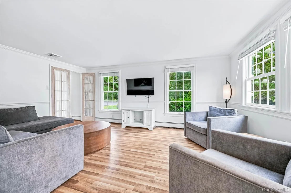 Photo of 8 High Meadow Lane
