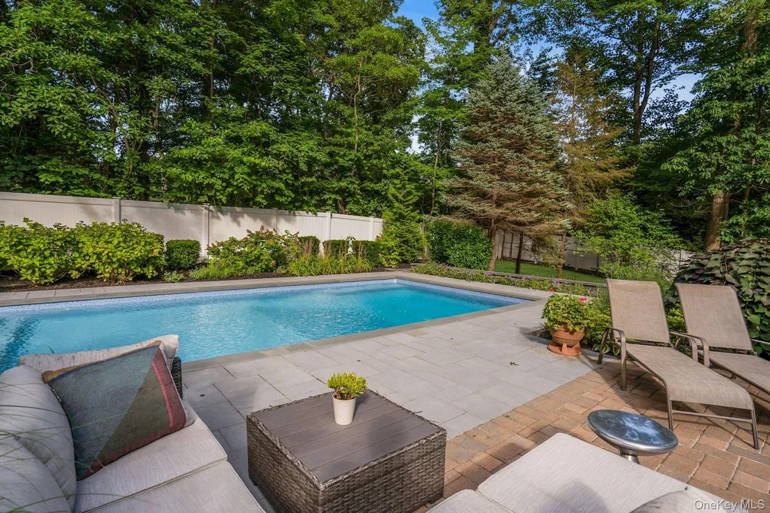 Photo of 48 Randolph Drive