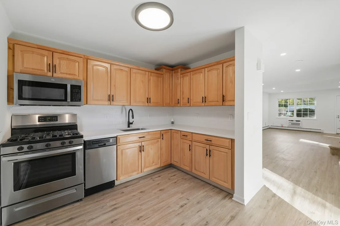 Photo of 199 Parkside Drive