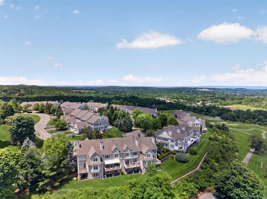 Photo of 38 Pinehurst Circle