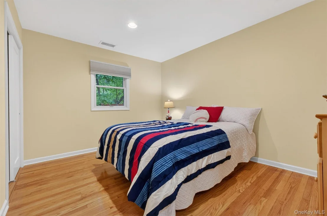 Photo of 19 Scenic Drive