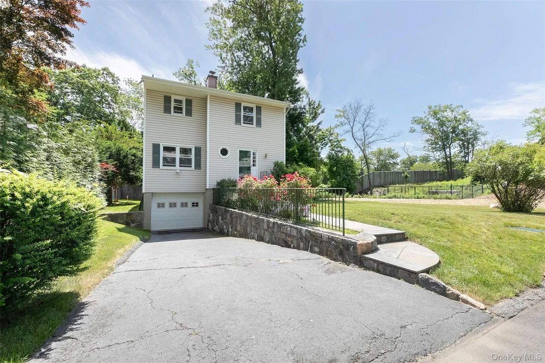 Photo of 48 Clinton Avenue