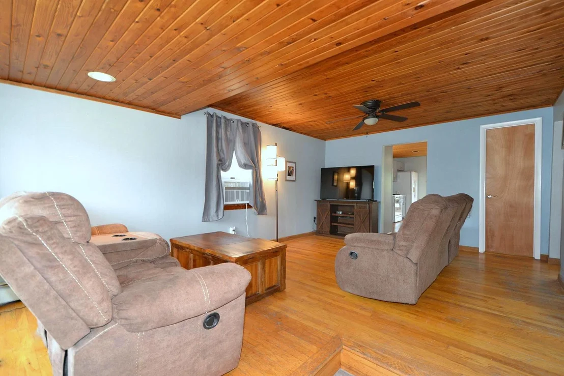 Photo of 187 Smith Avenue