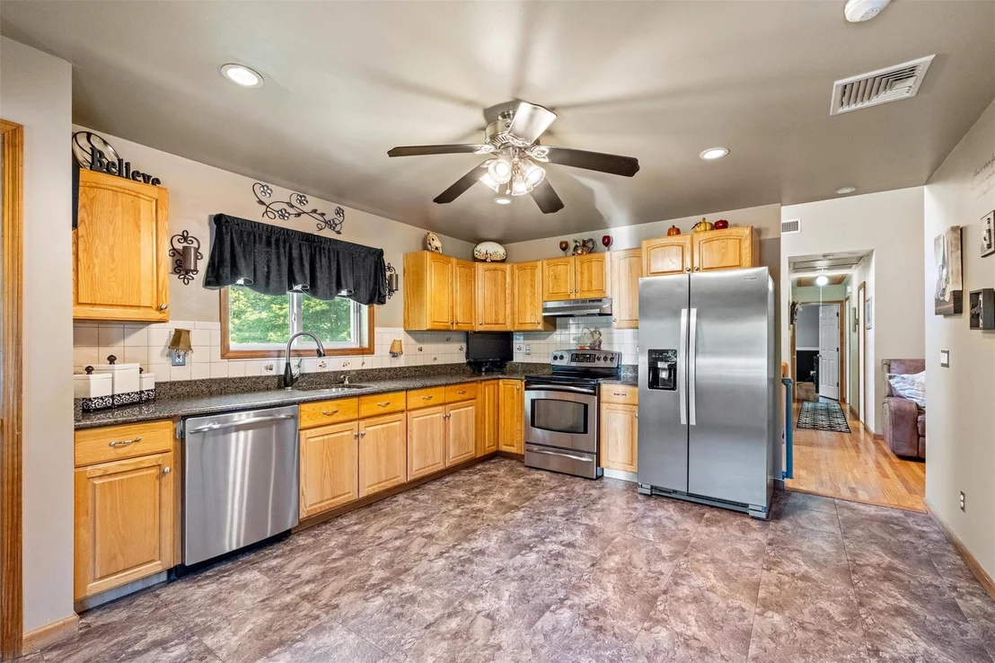 Photo of 10 BlueJay Place