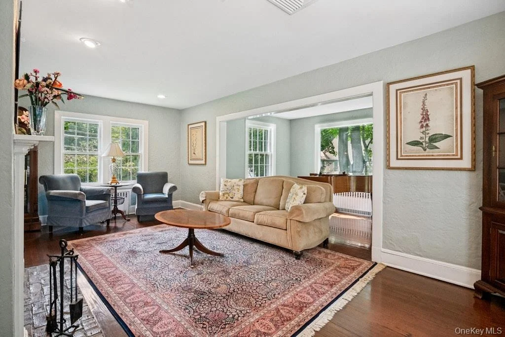 Photo of 312 Quaker Road