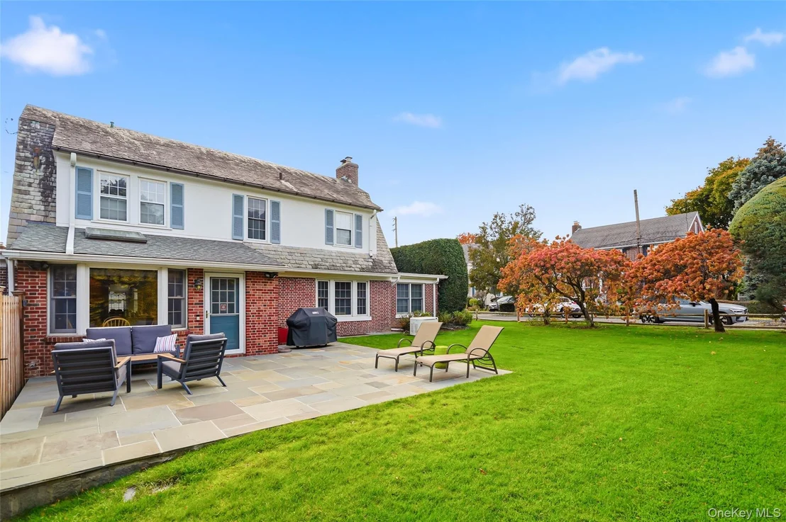 Photo of 17 Emerson Place
