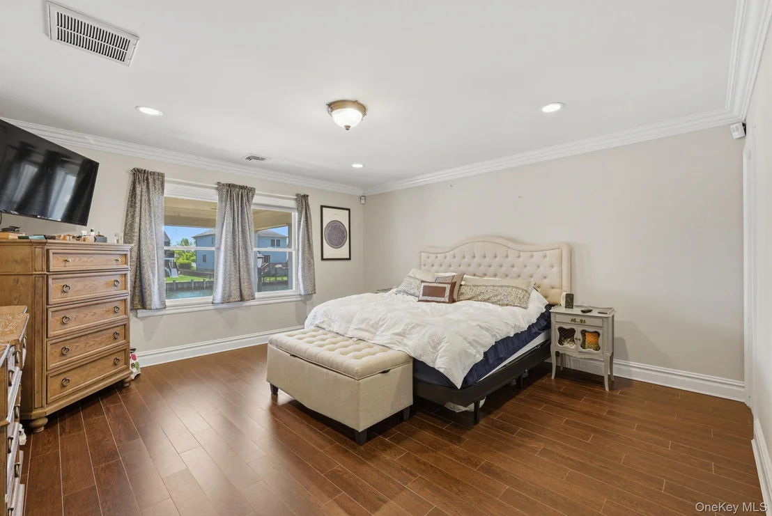 Photo of 14 Jackson Place