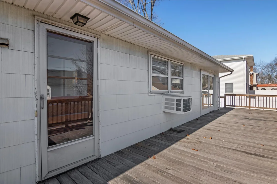 Photo of 603 Long Place