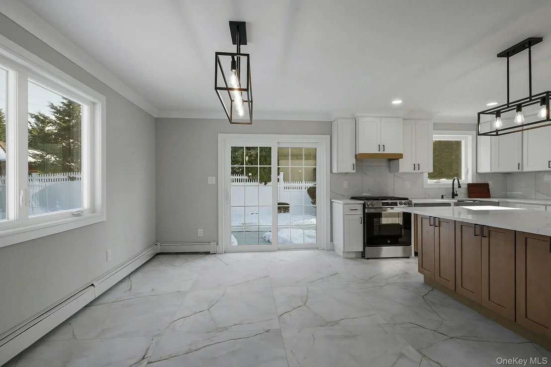 Photo of 73 Wolcott Road