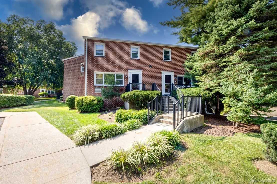 Photo of Unit 4 at 4 Charter Circle