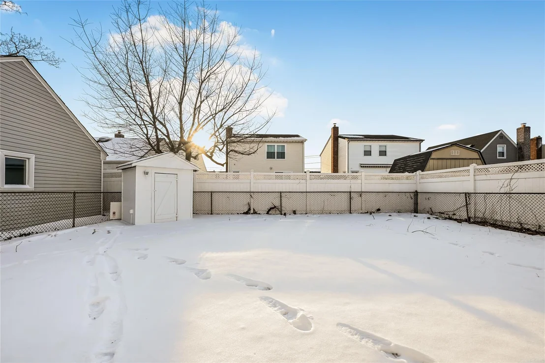 Photo of 223 Pershing Parkway