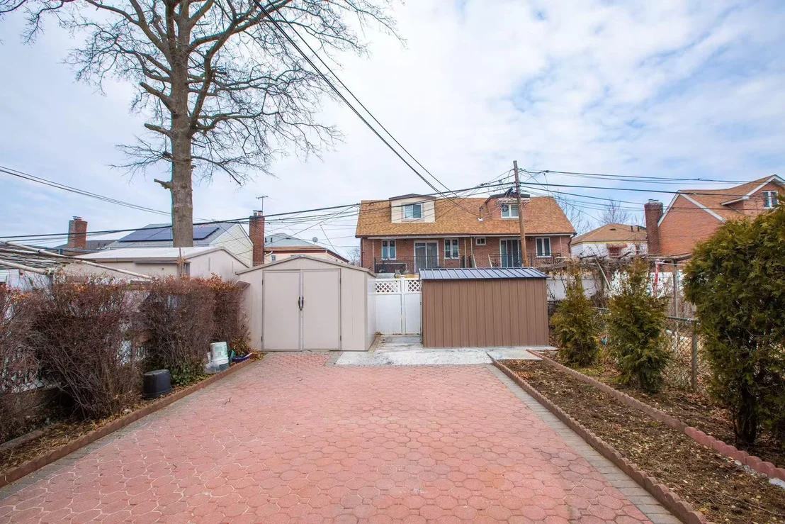 Photo of 15425 58th Road