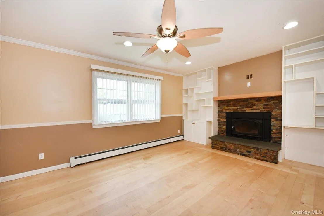 Photo of 20 Dumond Place