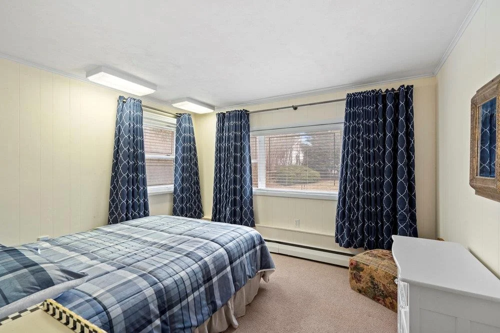 Photo of 30 Flower Lane