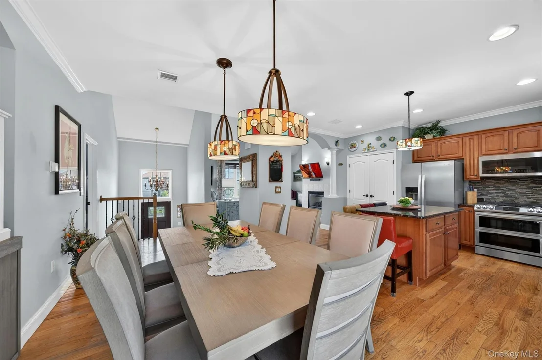 Photo of 7 Deangelis Drive