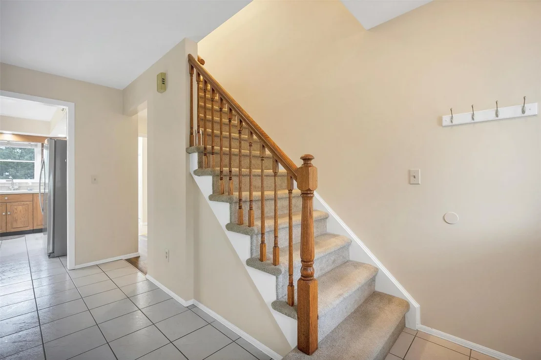 Photo of 7 Mailler Avenue
