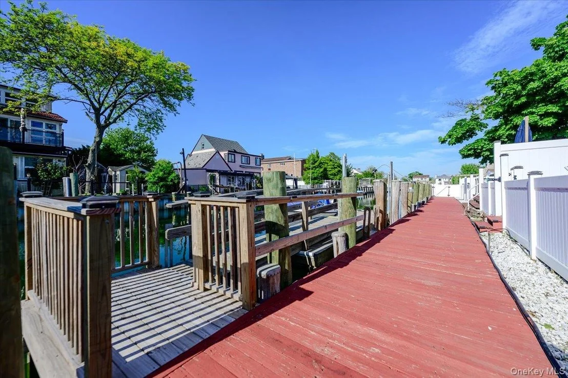 Photo of 48 W 3rd Street