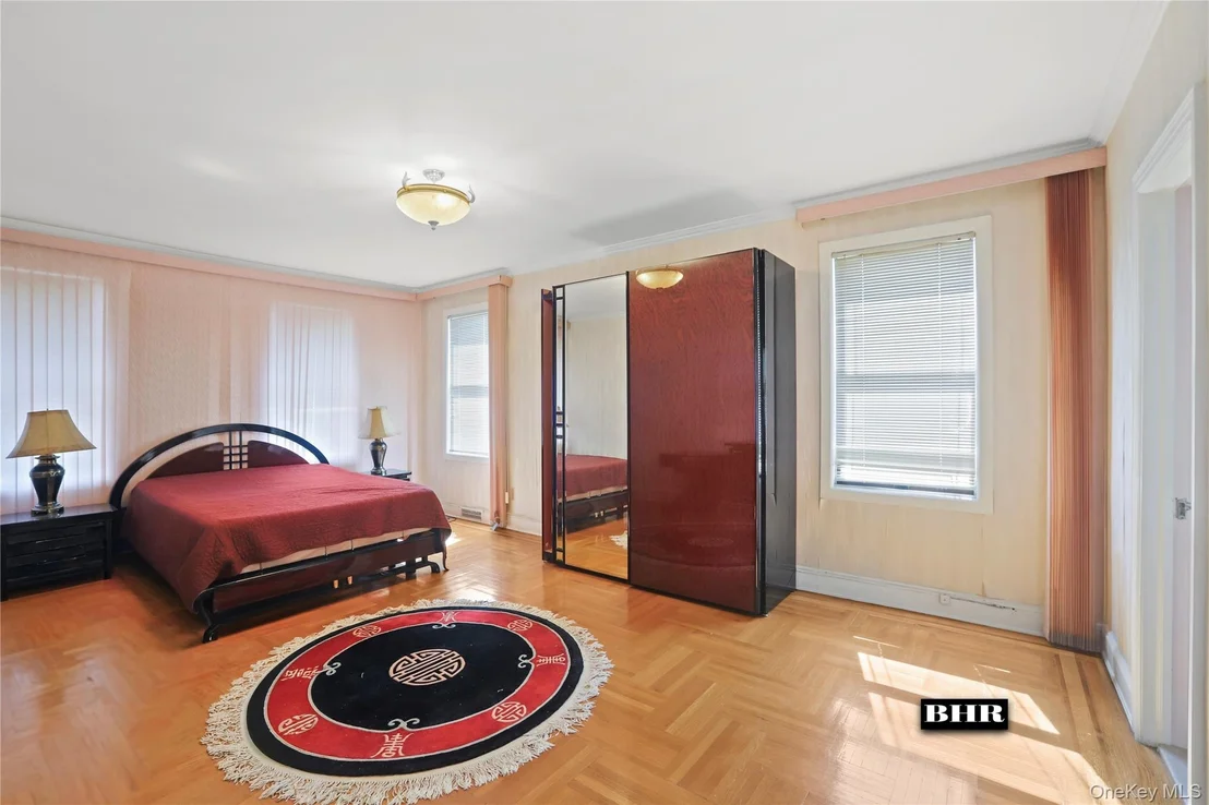 Photo of 272 Exeter Street