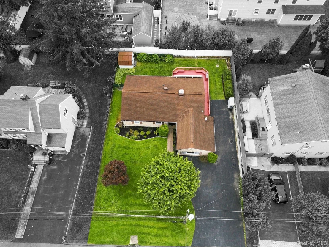 Photo of 263 Willis Avenue