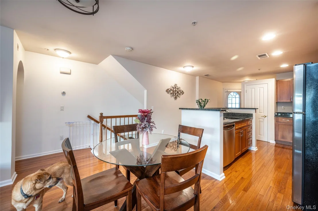Photo of 214 Waterside Close