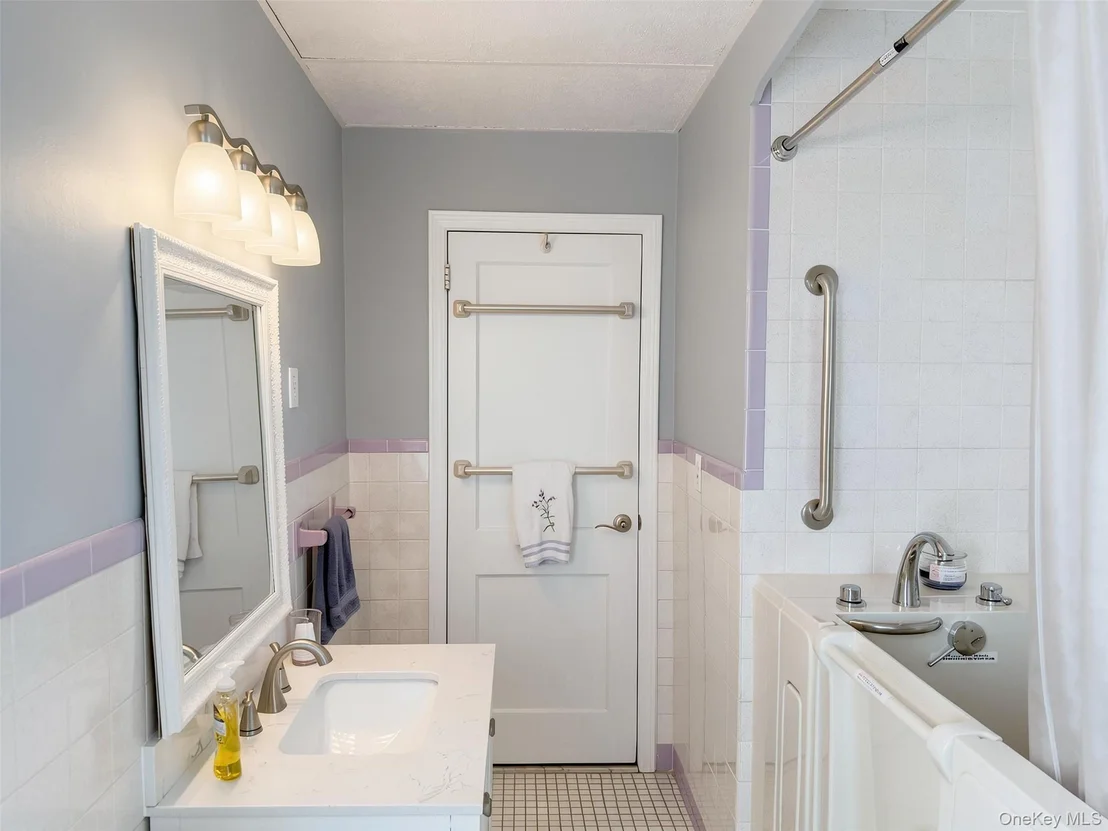Photo of 3584 Condor Road